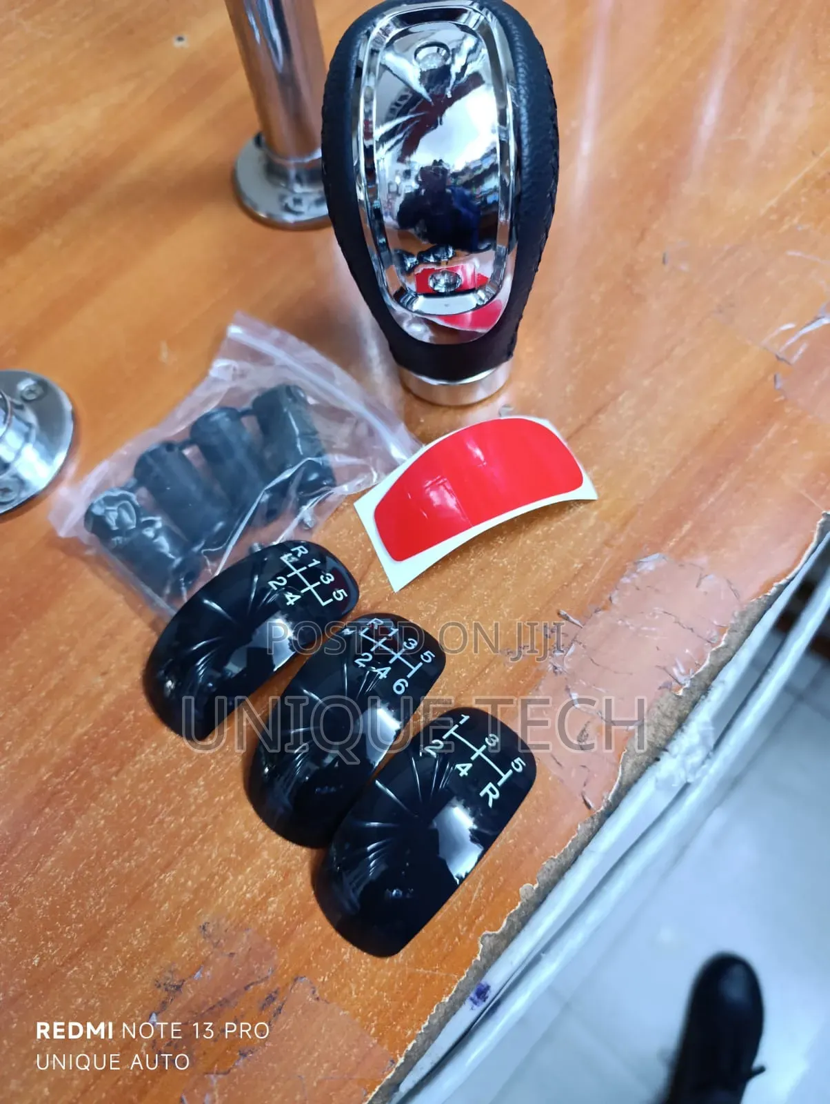 Manual Gear Shifter Knob – Comfortable, Modern Look