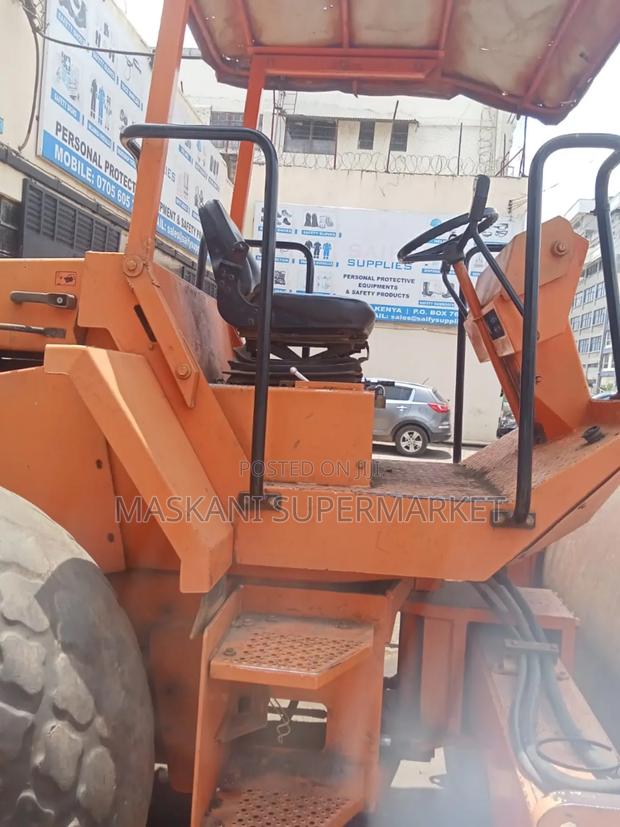 Roller and Compactor 15 Tonnes - main view