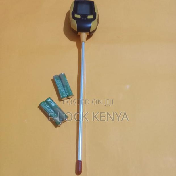 Intelligent 6 in 1 Soil Meter - main view