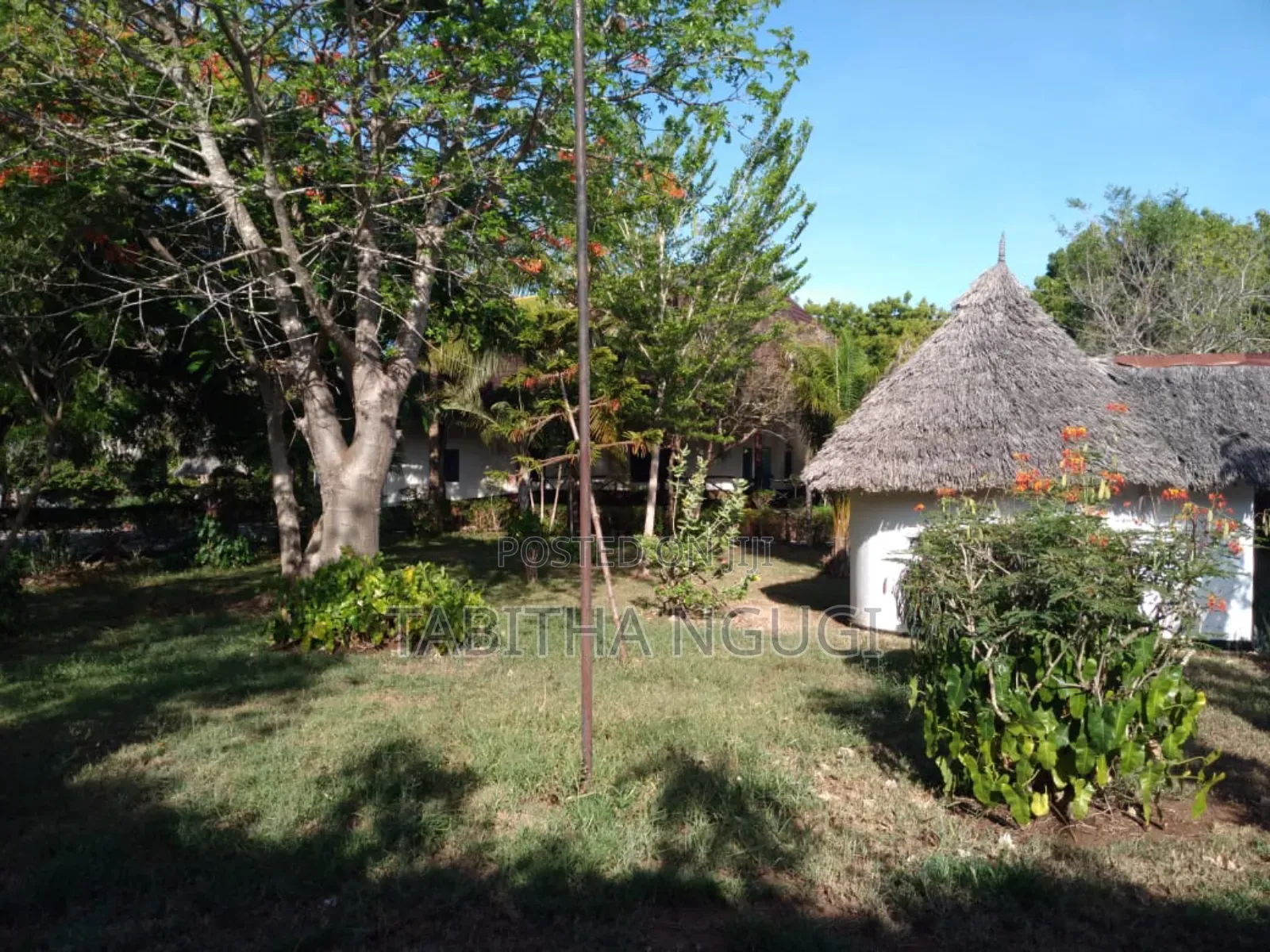 5bdrm Maisonette in Diani for sale