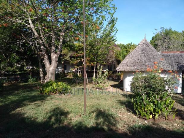 5bdrm Maisonette in Diani for sale - thumbnail 2