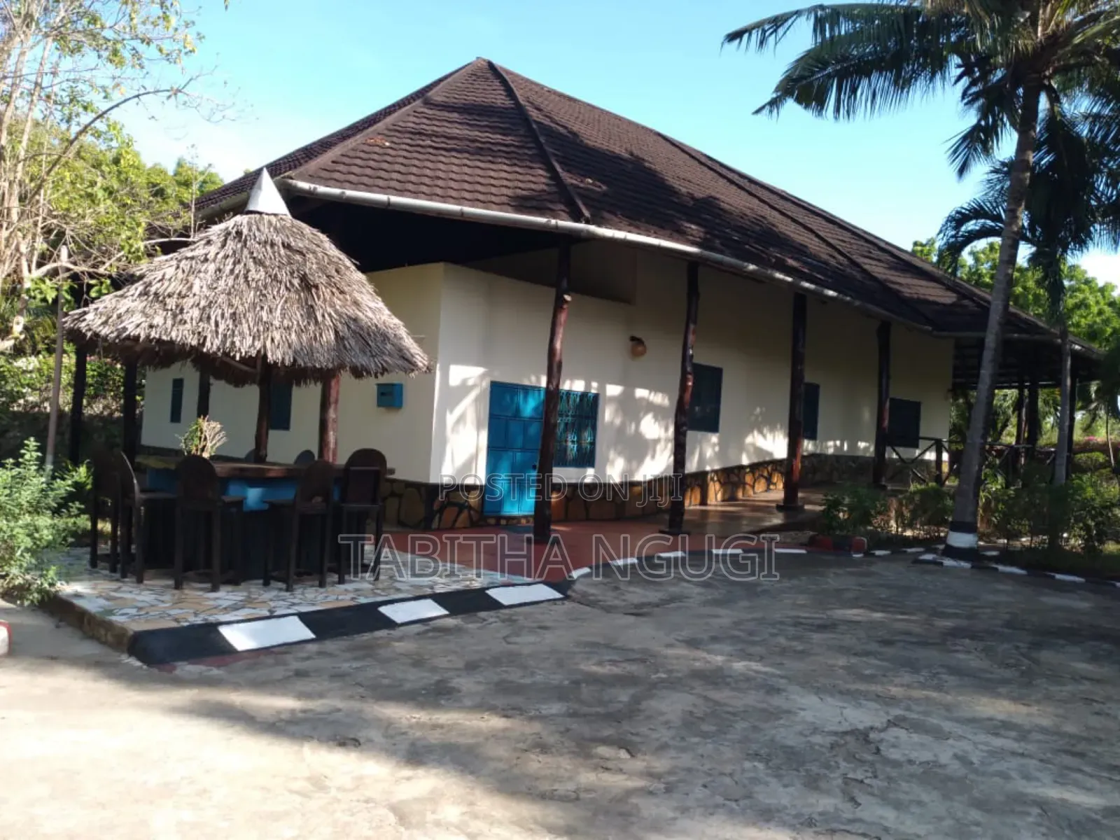 5bdrm Maisonette in Diani for sale