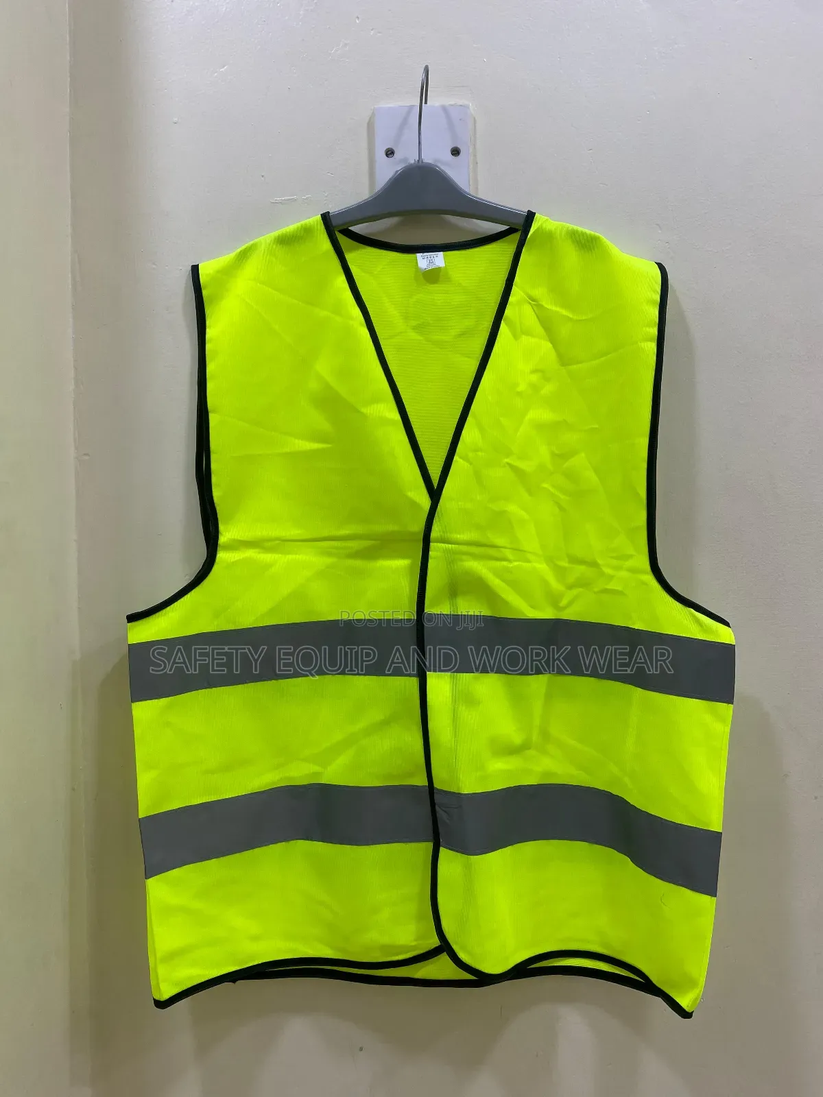 Green Reflective Vest For Work Crews
