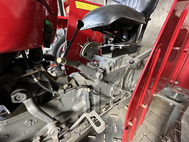 Massey Ferguson 240 - thumbnail 4