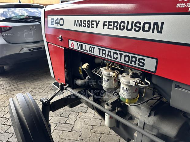 Massey Ferguson 240 - thumbnail 3