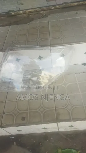 Mitsubishi Pajero 08-18 Headlight Lens