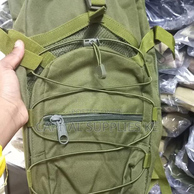 Water Bladder Hydration Bag - thumbnail 3