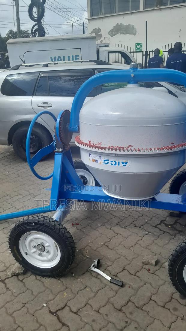 400ltrs  Aico Japan  Mixer Diesel