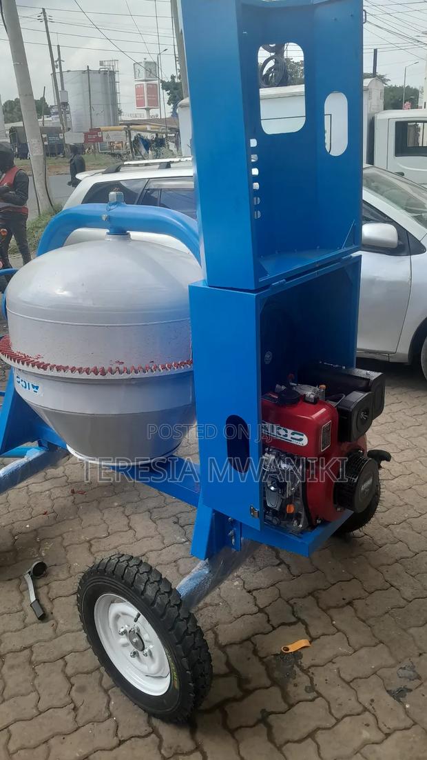 400ltrs  Aico Japan  Mixer Diesel - thumbnail 3