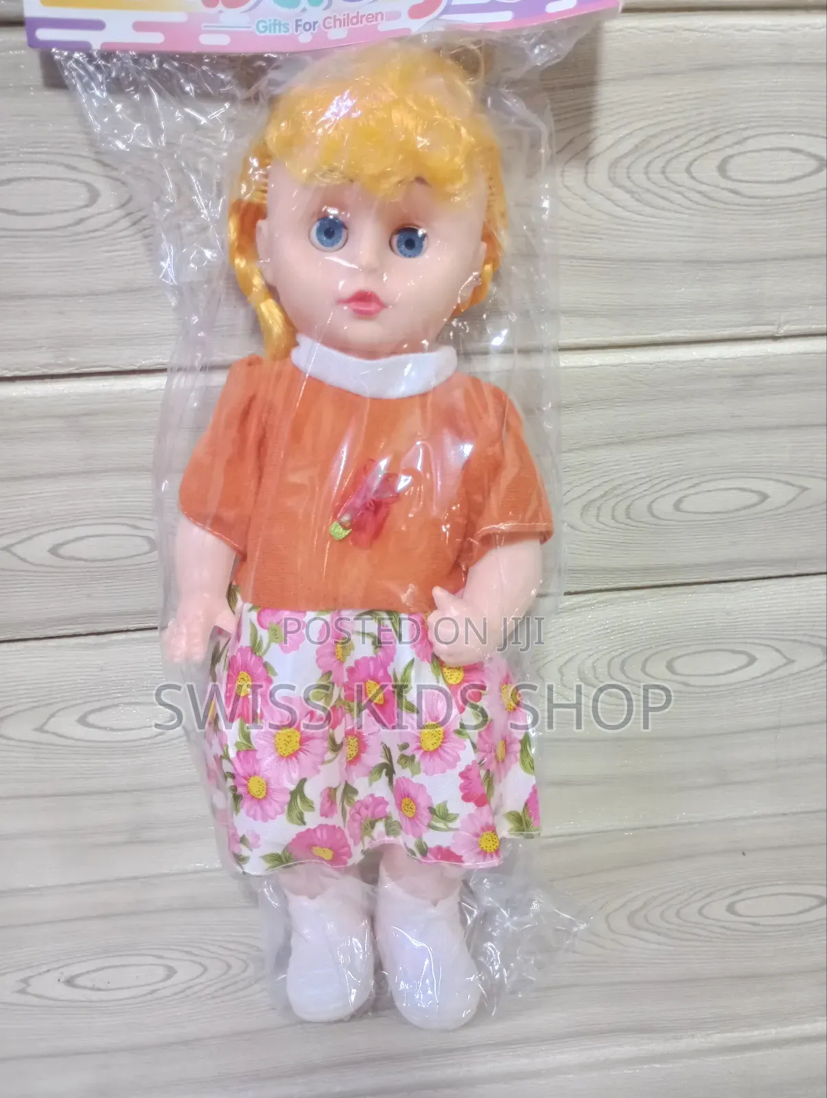 Dolls With Music