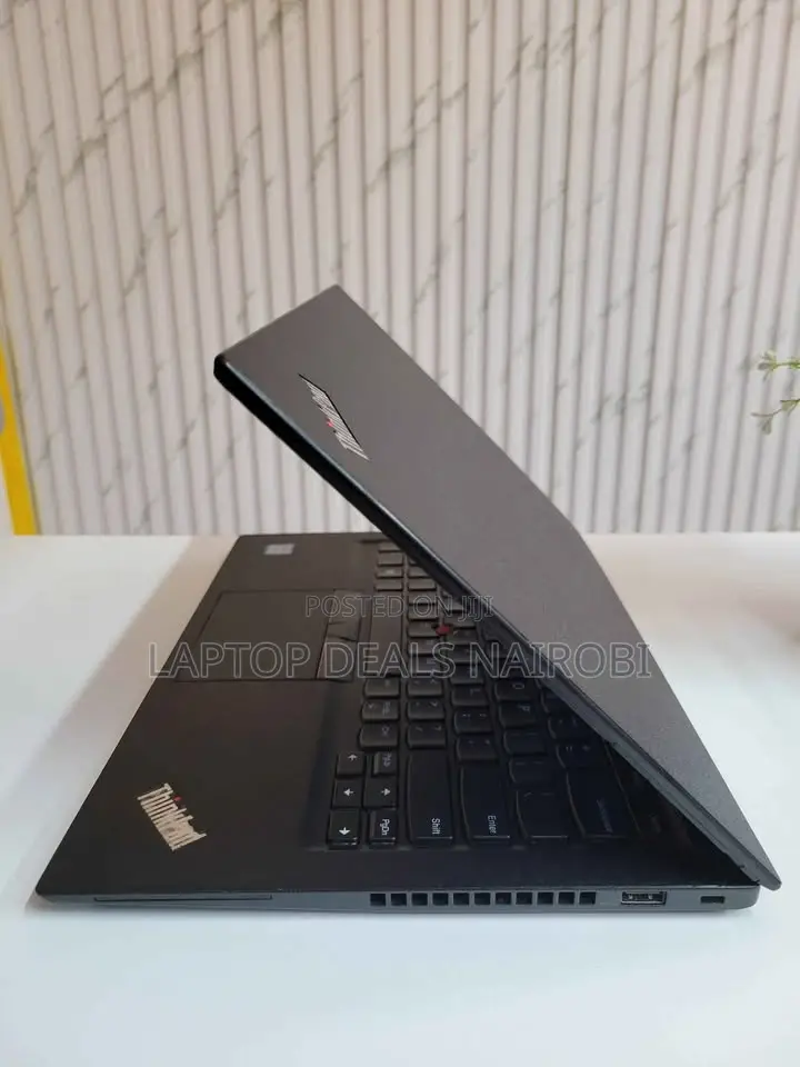 Laptop Lenovo Thinkpad T490s 16GB Intel Core I7 SSD 256GB