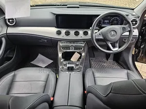 Mercedes-Benz E200 2018 Black
