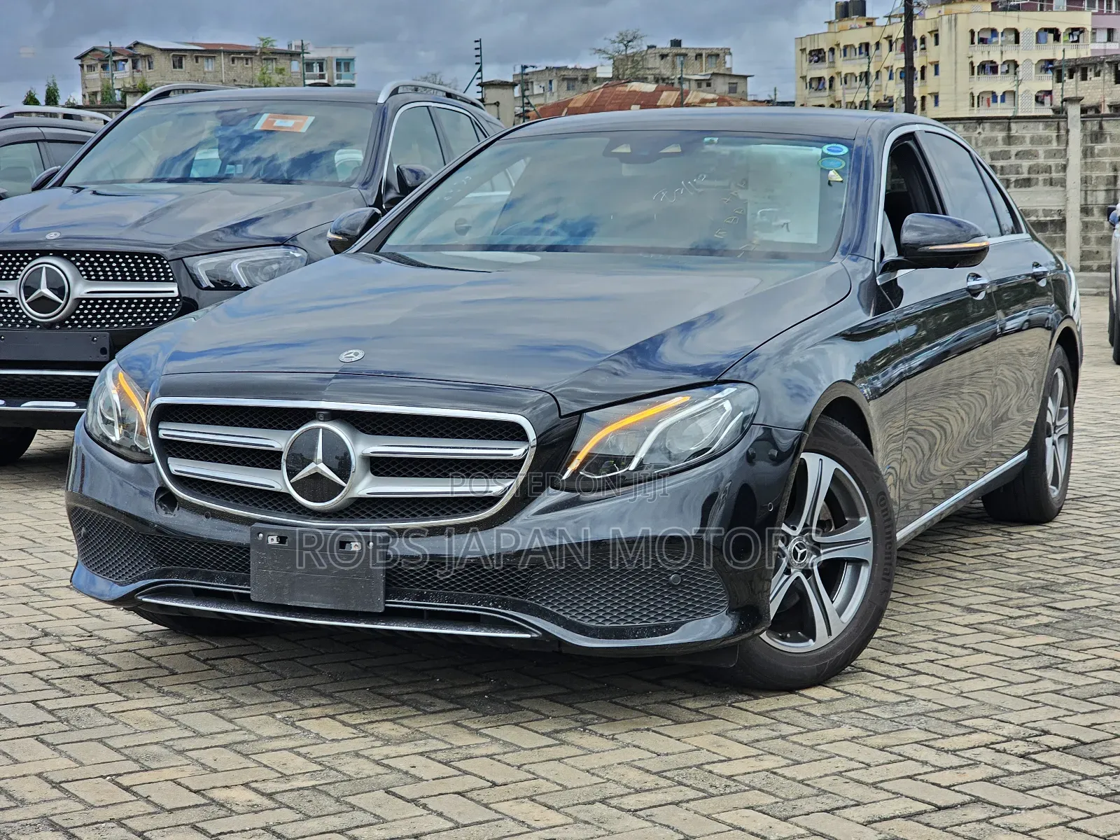 Mercedes-Benz E200 2018 Black