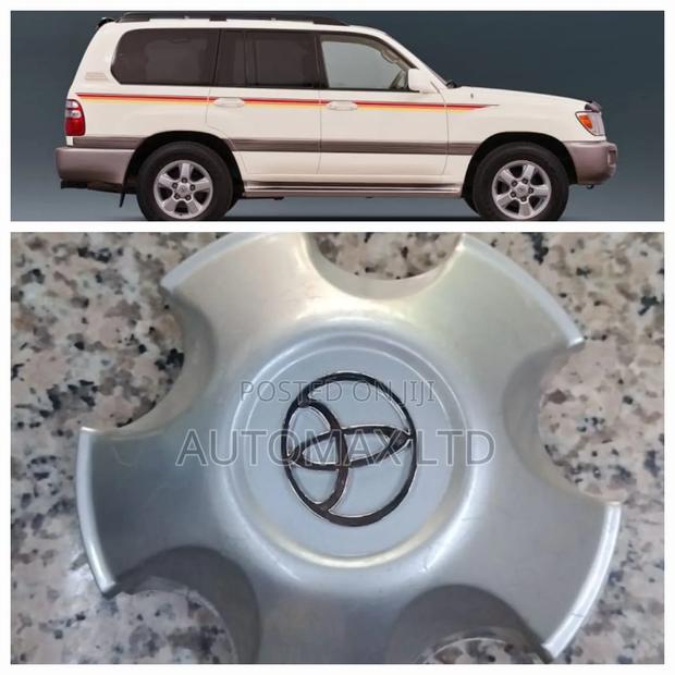 Toyota Land Cruiser 100 Series, Wheel Hub Caps