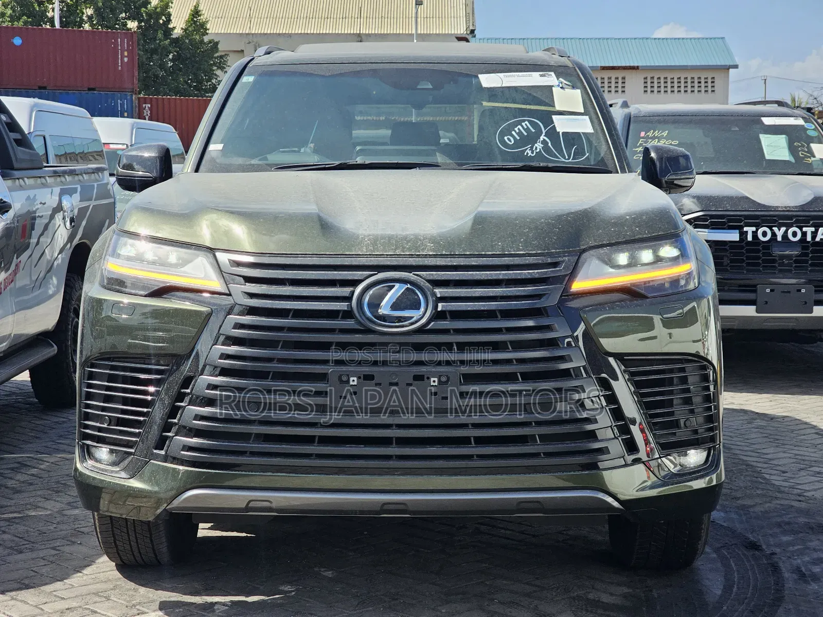Lexus LX 2023 Green