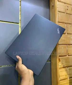 Laptop Lenovo Thinkpad T490s 8GB Intel Core I7 SSD 256GB