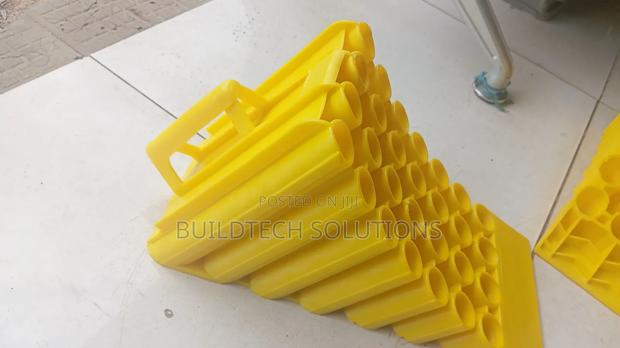 Wheel Chocks/ Stopperly - thumbnail 2