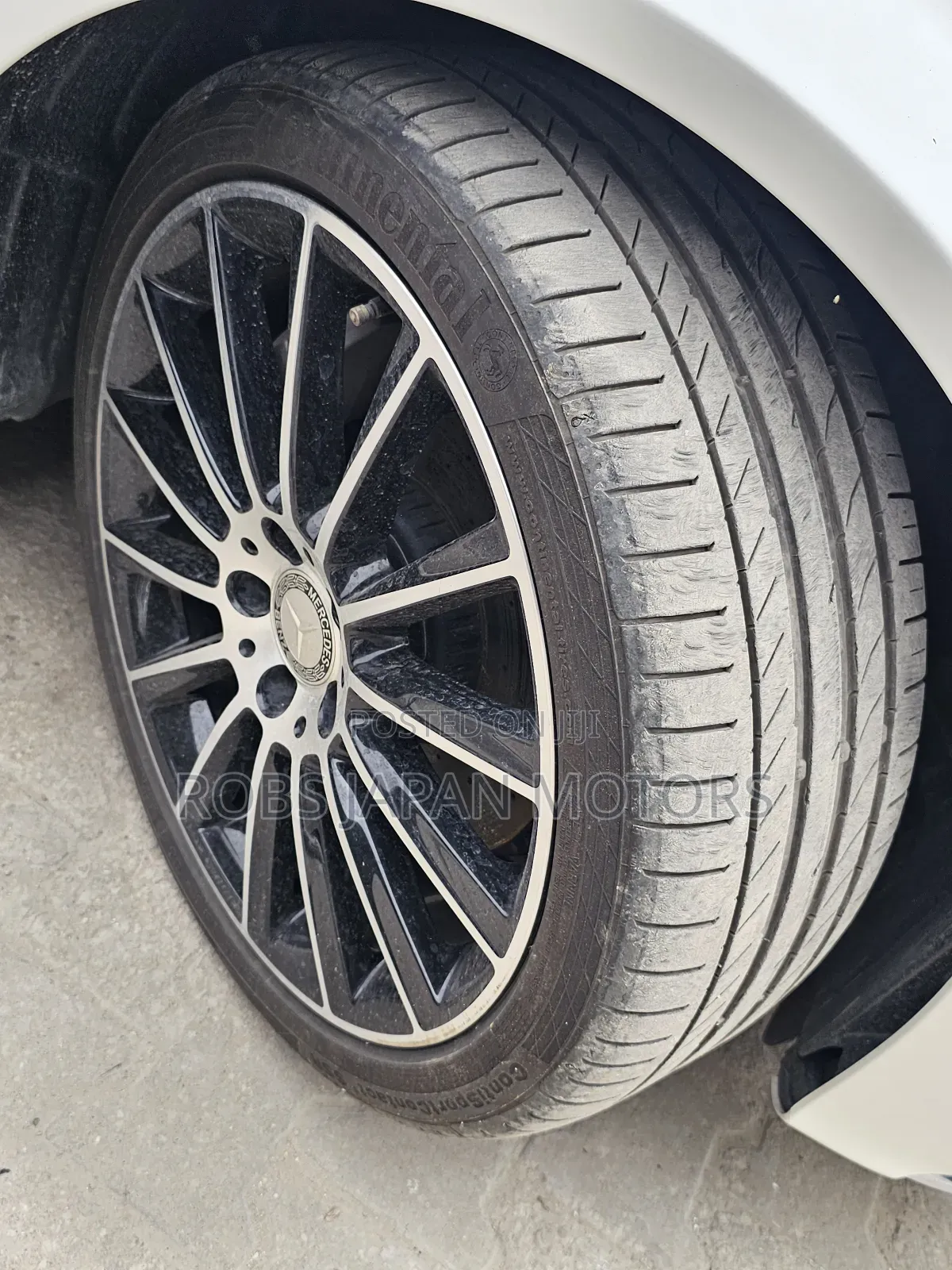 Mercedes-Benz C250 2018 Pearl