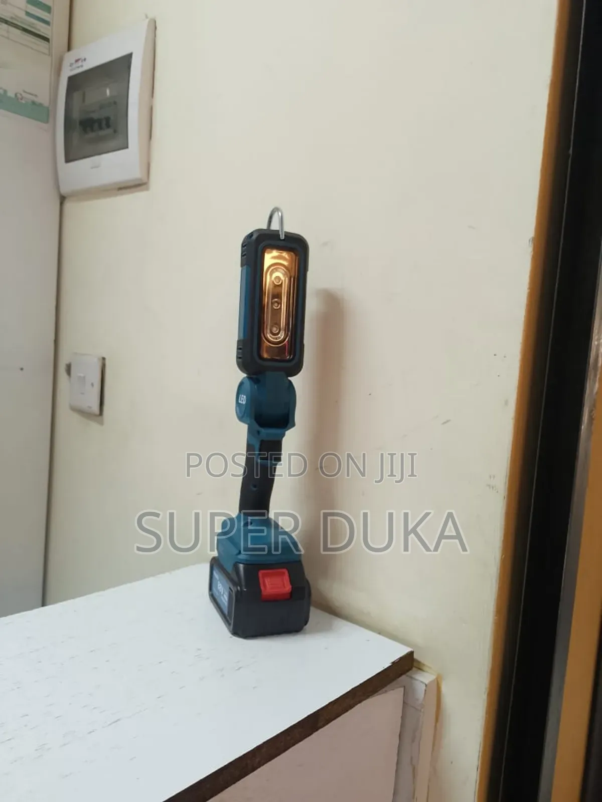 Makita 88v Max XGT Cordless Led Flashlight. Site Light