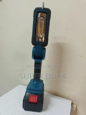 Makita 88v Max XGT Cordless Led Flashlight. Site Light