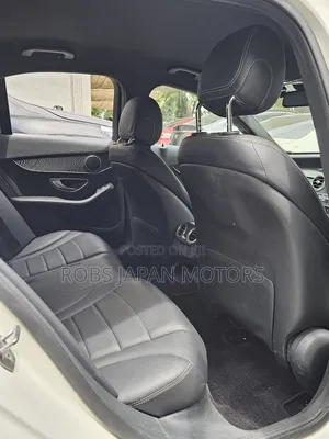 Mercedes-Benz C200 2018 White