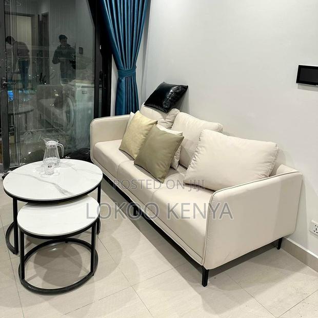 Dining Table : Golden Legs Indoor Dining Table - thumbnail 3
