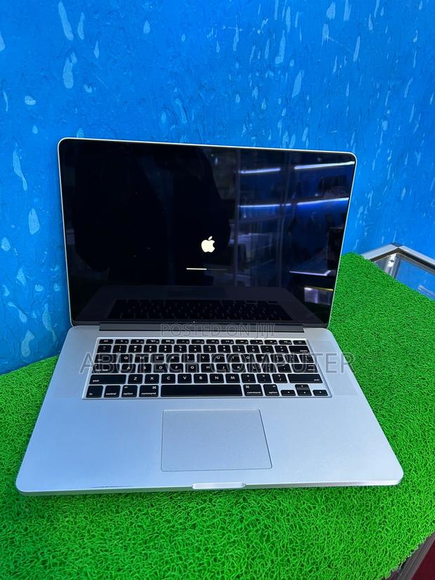 Laptop Apple MacBook Pro 2015 16GB Intel Core I7 SSD 512GB - thumbnail 3