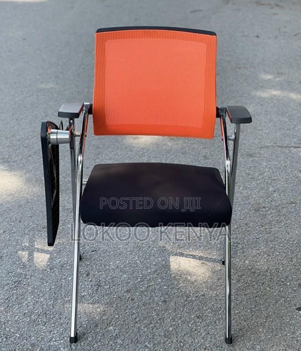 Office Chair: Space-Saving Office Chair