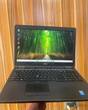 Laptop Dell Latitude E5550 8GB Intel Core I5 SSD 256GB