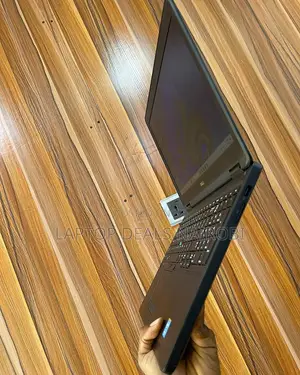 Laptop Dell Latitude E5550 8GB Intel Core I5 SSD 256GB