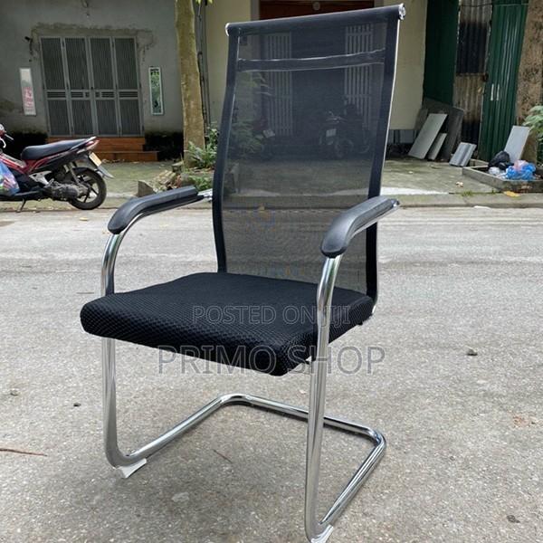 Office Chair; Strong Intricate Mesh Office Chair - main view