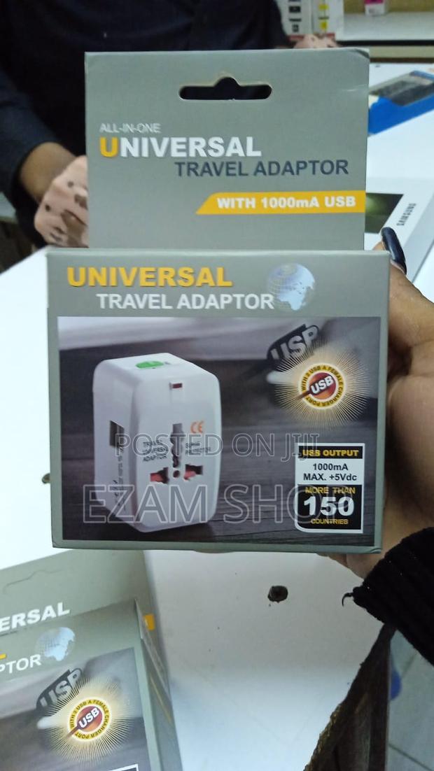 Universal Travel Adapter - thumbnail 5