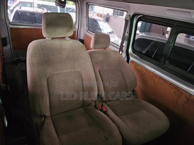 Toyota HiAce 2016 Silver - thumbnail 8