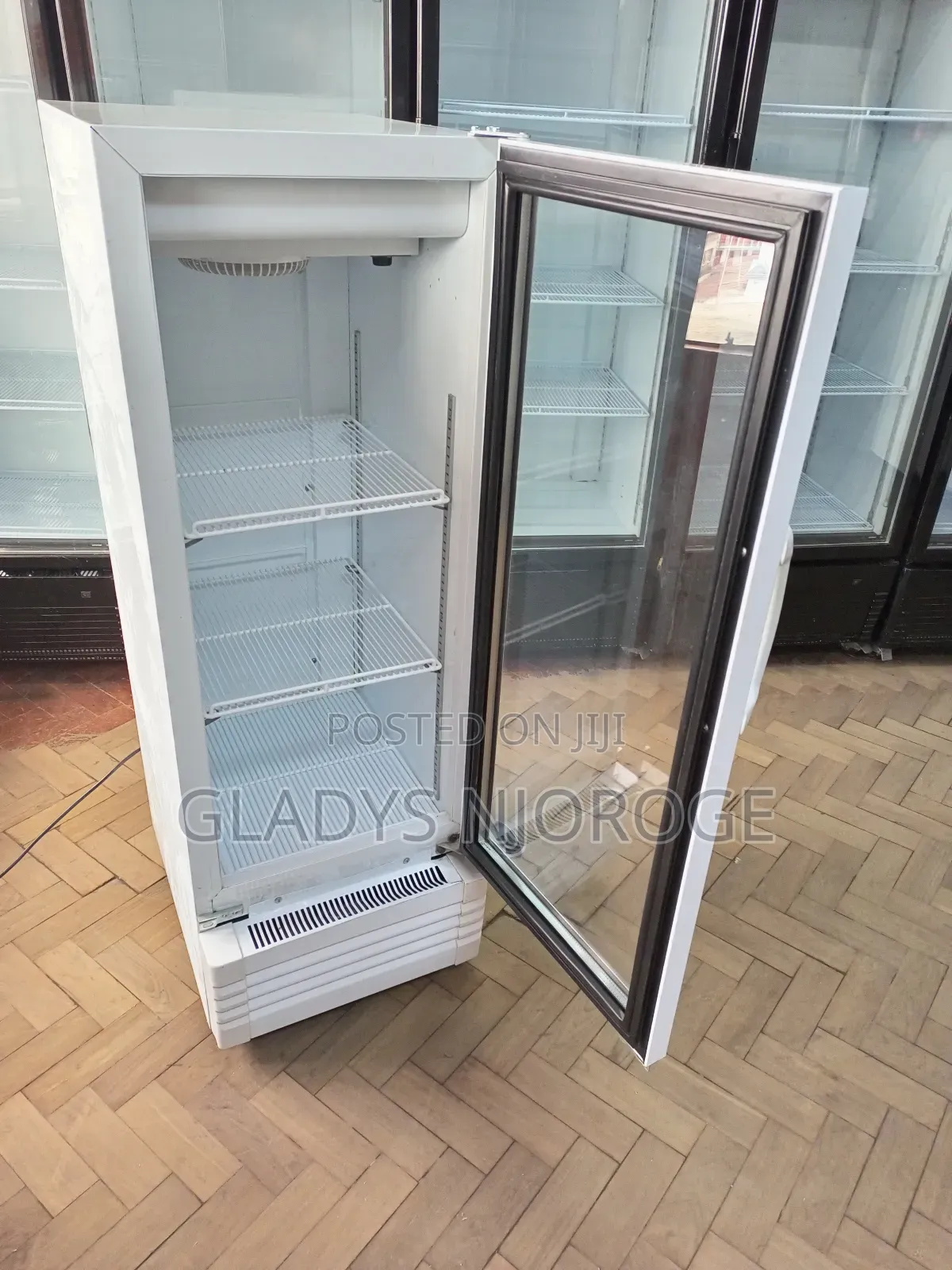 Sanden Intercool Fridge (200l)