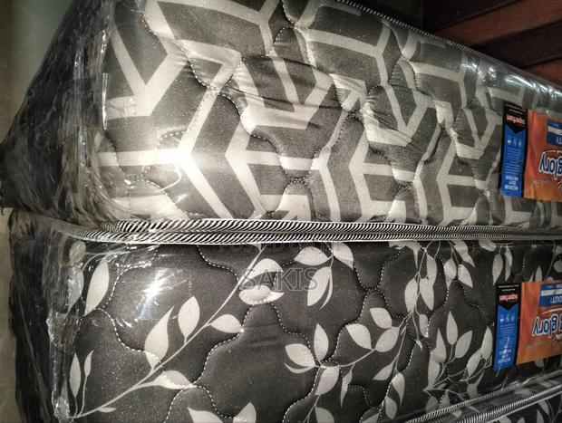 8inch 5 By 6 Heavy Duty Quilted Superfoam Mattresses