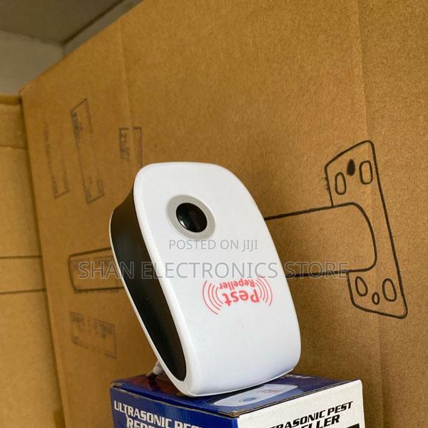 Household Pest Repeller Control Pest Reject Ultrasound - main view
