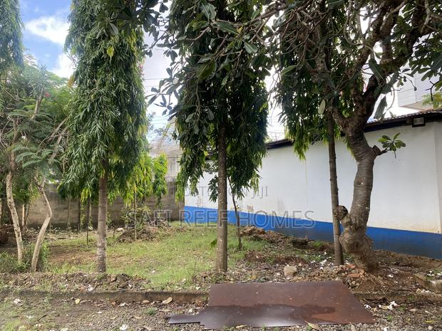 1.5 Acre Land Plus House for Lease Along Links Road - thumbnail 10