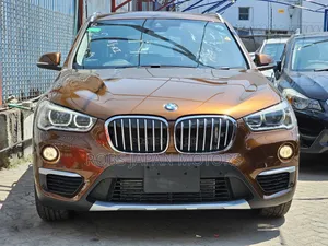 BMW X1 xDrive28i AWD 2018 Brown