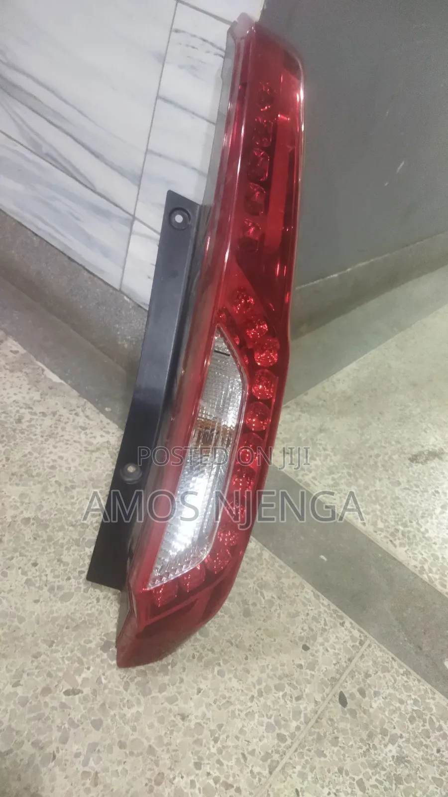 Nissan Xtrail T31 Tailight