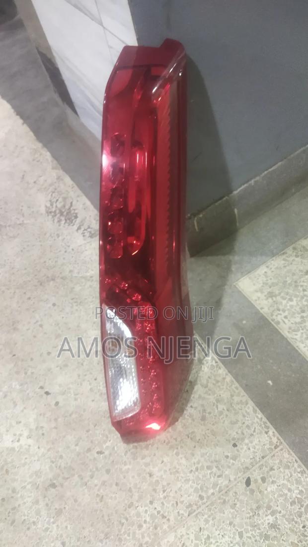 Nissan Xtrail T31 Tailight - thumbnail 5