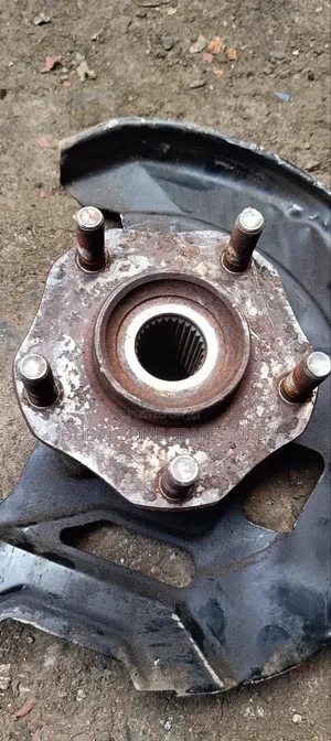 Nissan X-Trail Nt32 Rear Front Hubs.