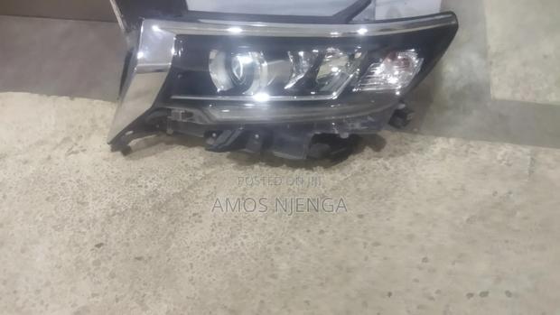 Toyota Land Cruiser J165 Xenon Headlight - thumbnail 2
