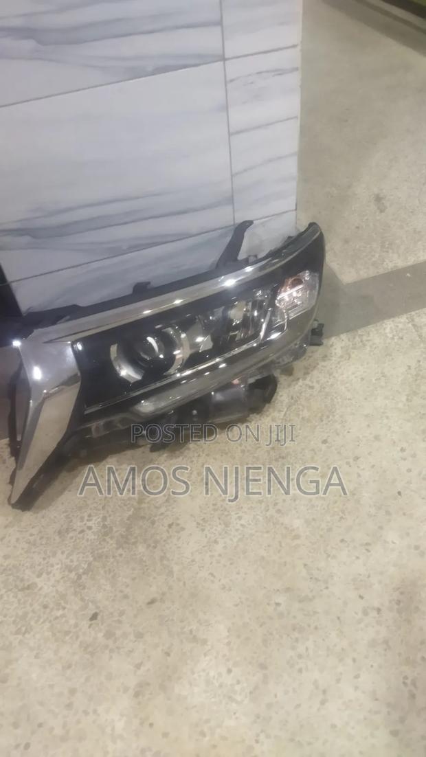 Toyota Land Cruiser J165 Xenon Headlight - thumbnail 4