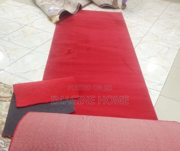 Transform Walkway Wall to Wall Carpet - main view