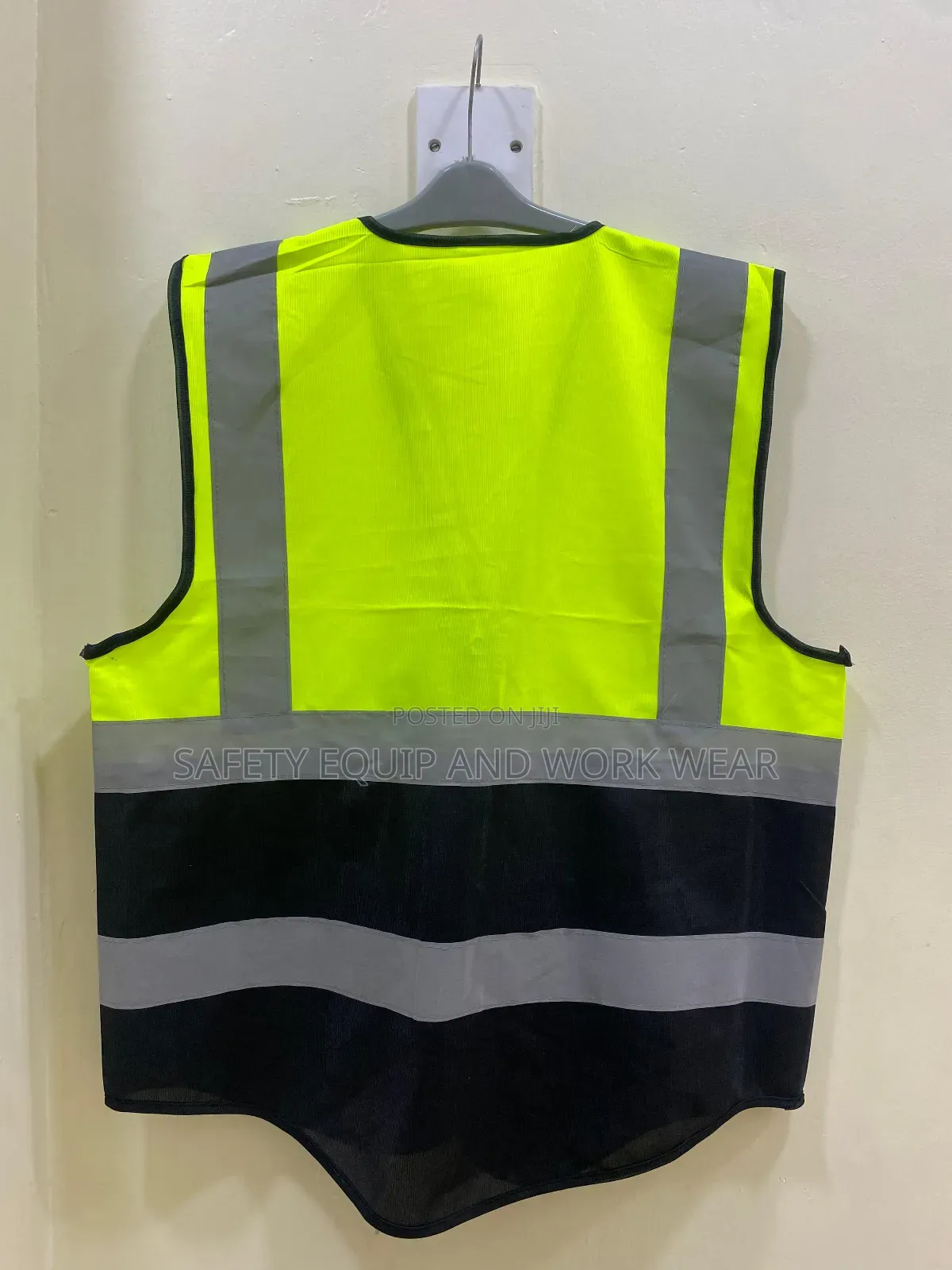 Executive Multicolor Reflectors With Chest Stripes
