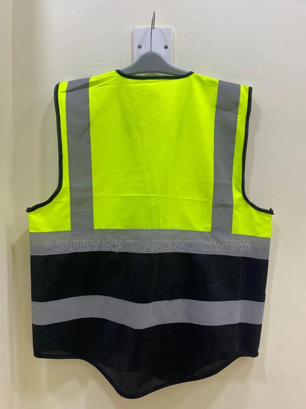 Executive Multicolor Reflectors With Chest Stripes