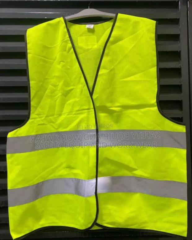 Green Reflectors With Reflective Stripes