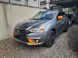 Mitsubishi RVR 2018 Gray
