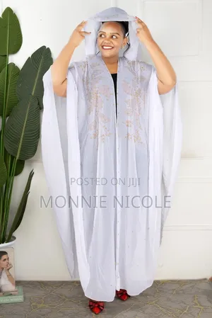 White Abayas. Idd Wear👌💯