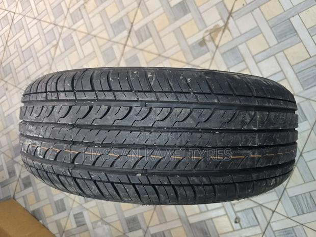 205/65r15 Vinmax Tyre - thumbnail 2